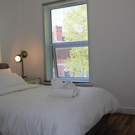 F2S Serviced Apartments 2Bedroom Terrace House With Free Wifi Netflix Suitable For Contractors Walking Distance To Train Station Дербі Екстер'єр фото