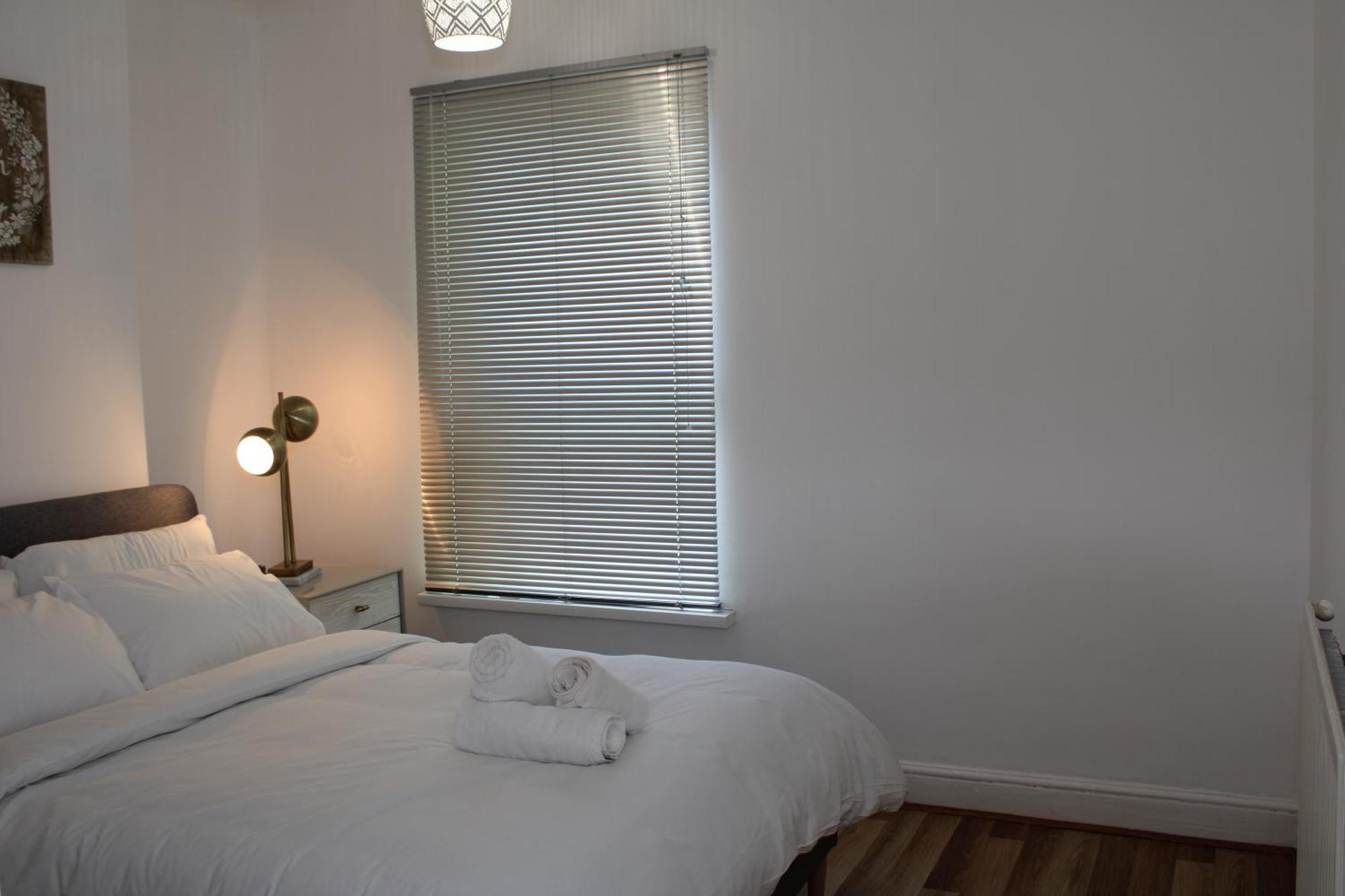 F2S Serviced Apartments 2Bedroom Terrace House With Free Wifi Netflix Suitable For Contractors Walking Distance To Train Station Дербі Екстер'єр фото